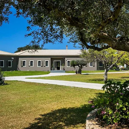 Villa Beautiful Kefalonia - 4 Bedrooms - Katrin - Private Pool And Air-conditioning - Svoronata